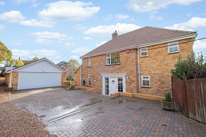 3 Bedroom Detached House For Sale In Preston Hill, Wingham, Canterbury, CT3