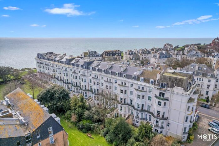 3 Bedroom Flat To Rent In Clifton Gardens, Folkestone, CT20