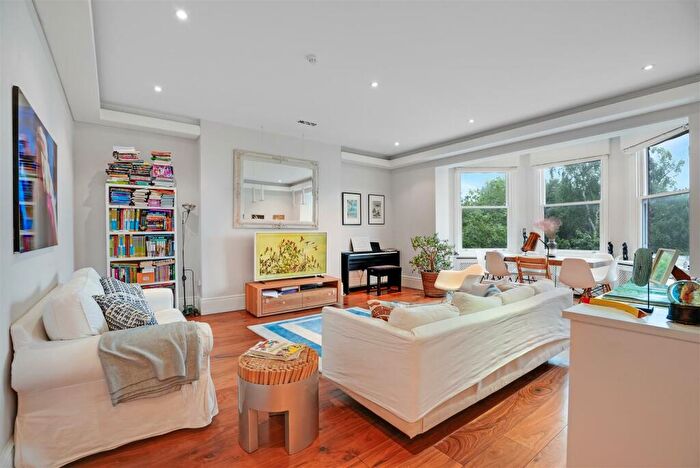 3 Bedroom Flat To Rent In Fitzjohn''s Avenue, Hampstead, NW3