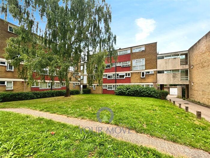 1 Bedroom Flat To Rent In Fennycroft Road, Hemel Hempstead, Hertfordshire, HP1