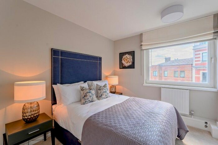 1 Bedroom Flat To Rent In Luke House, Westminster, SW1P