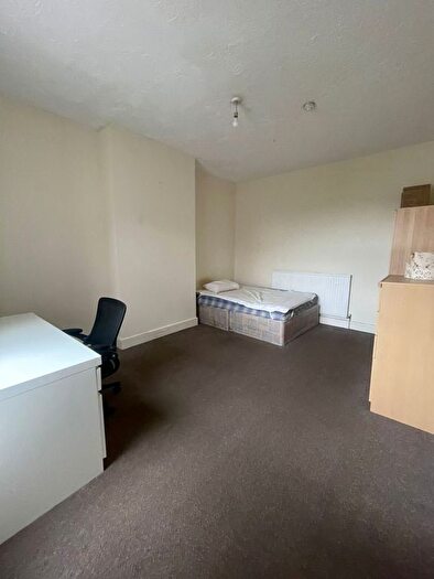 3 Bedroom Flat To Rent In Ashley Down Road, Bristol, BS7