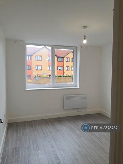 1 Bedroom Flat To Rent In Laybrook House, Sidcup, DA14
