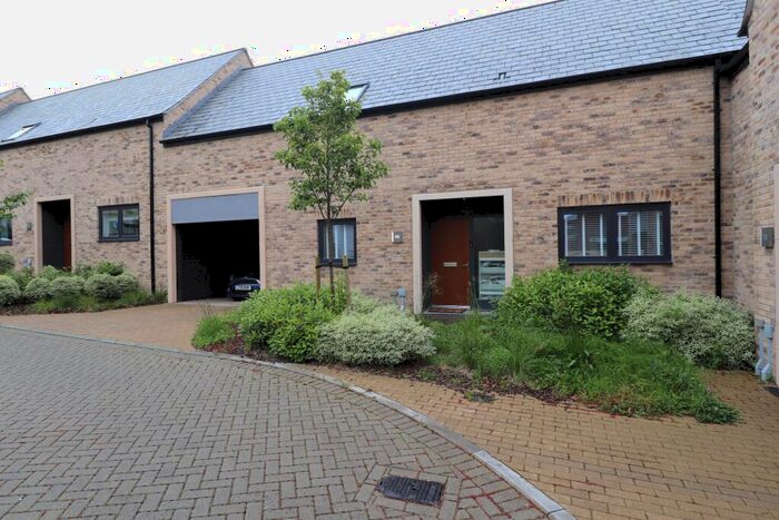 3 Bedroom House To Rent In Brentwood, CM14