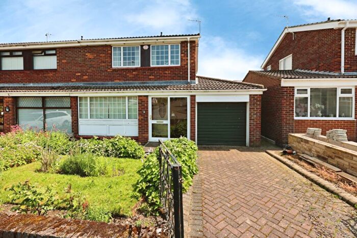 3 Bedroom Semi Detached House For Sale In Windermere Drive, West Auckland, Bishop Auckland, DL14