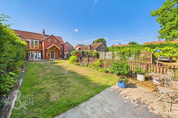 4 Bedroom Semi-Detached House For Sale In Sandy Lane, Thurlton, Norwich, NR14