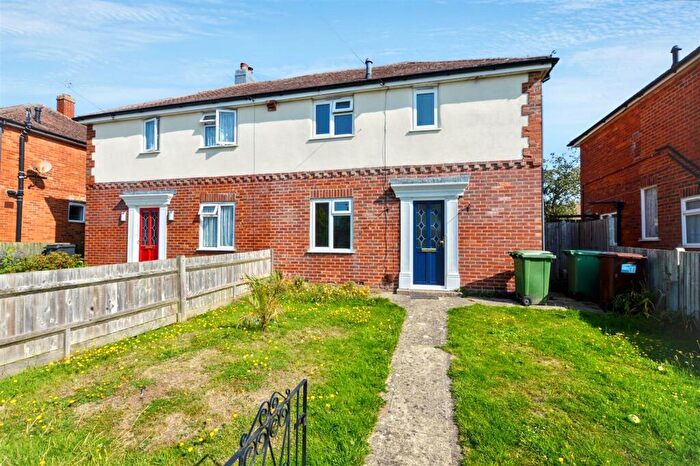 2 Bedroom Semi-Detached House To Rent In Knoll Crescent, Hampden Park, Eastbourne, BN22
