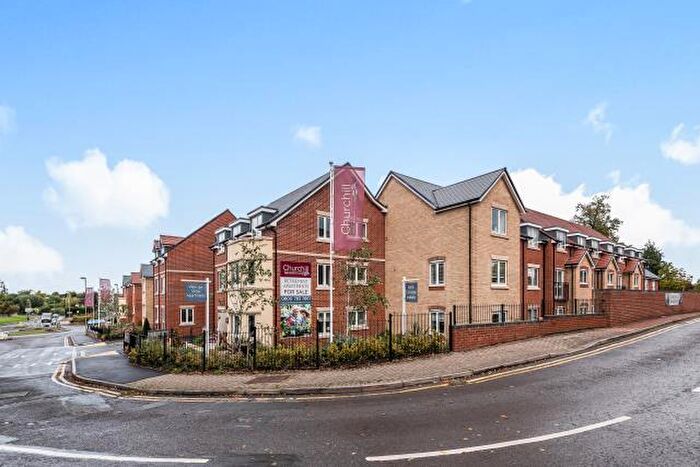 1 Bedroom Apartment For Sale In Yeats Lodge, Greyhound Lane, Thame, OX9