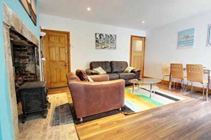 4 Bedroom House To Rent In Gilesgate (L), DH1