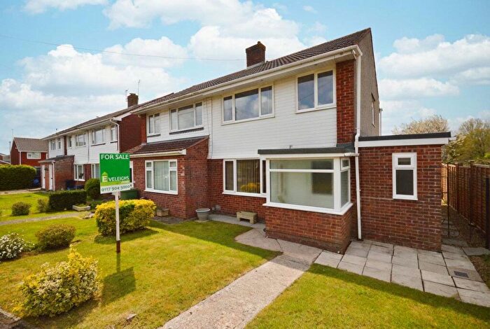 3 Bedroom Semi Detached House For Sale In May Tree Walk, Keynsham, Bristol, BS31