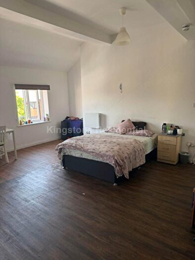 Studio To Rent In Studio Flat At / Miskin Street, Cathays, (Utilities Included), CF24