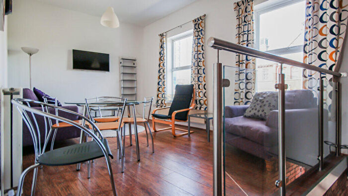 5 Bedroom Flat To Rent In Bristol Road Selly Oak, Birmingham, B29