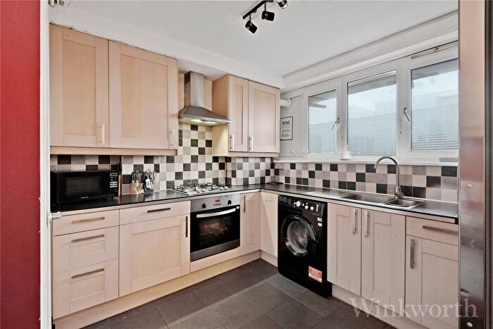 4 Bedroom Flat To Rent In Trundleys Terrace, London, SE8