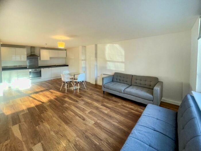 2 Bedroom Apartment To Rent In Grove House, Skerton Road, Manchester, M16