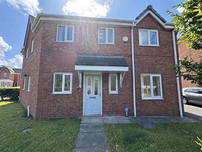 3 Bedroom Semi-Detached House To Rent In Ridgewell Close, Litherland, Liverpool, L21