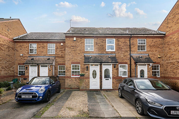 1 Bedroom Terraced House For Sale In Oakleigh Close, Swanley, Kent, BR8
