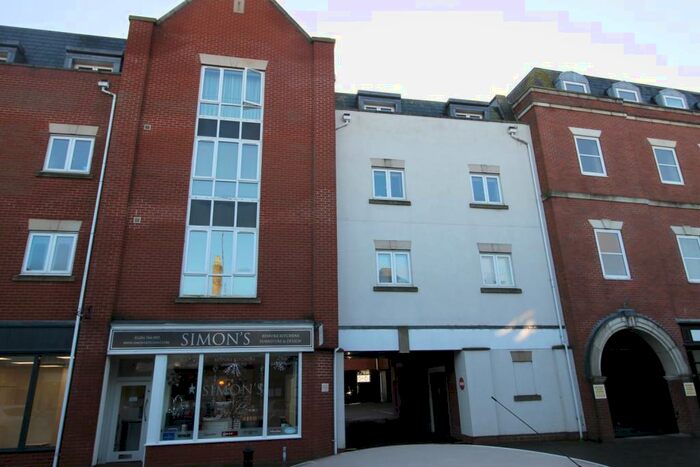 2 Bedroom Apartment To Rent In Priory Court Crouch Street Colchester, CO3