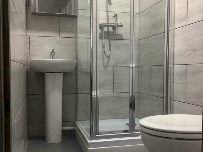 6 Bedroom Terraced House To Rent In Teignmouth Road, Selly Oak, Birmingham, B29