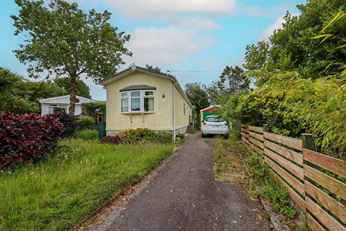 2 Bedroom Park Home For Sale In Southbourne Close, Gainsborough Park Foxhole, St Austell, PL26