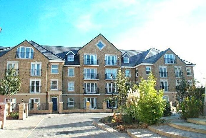 2 Bedroom Flat For Sale In Marshall Square, Southampton, Hampshire, SO15