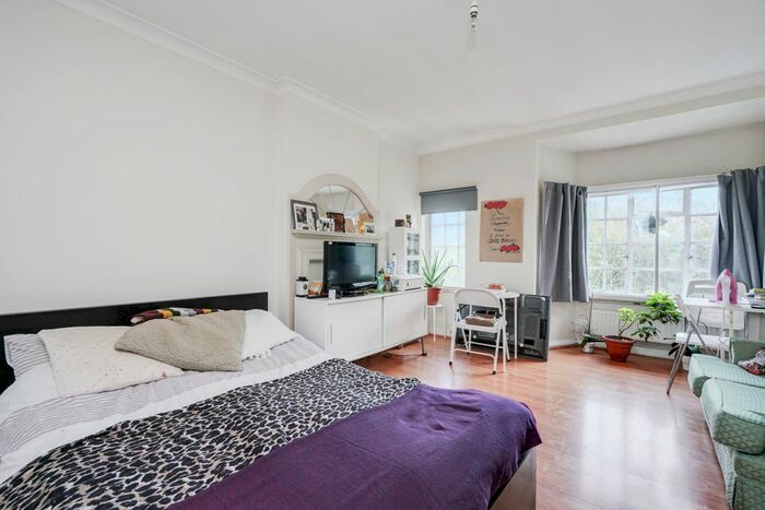 Studio To Rent In Greystoke Court, Ealing, W5