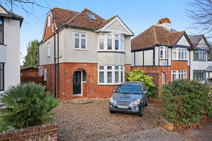 4 Bedroom Detached House For Sale In Park Drive, Sittingbourne, Kent, ME10