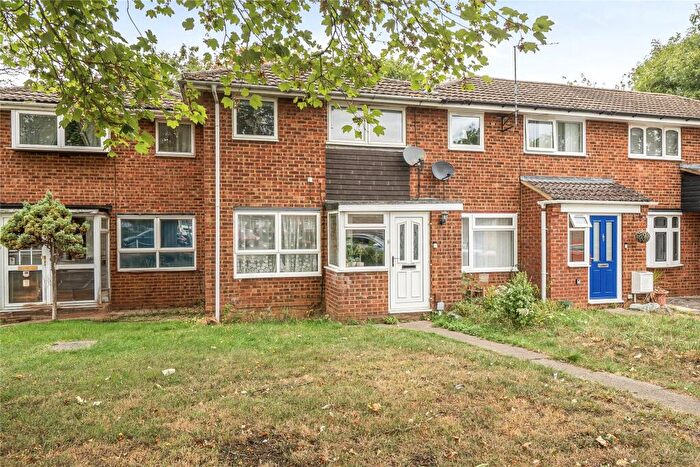 3 Bedroom Terraced House For Sale In Annesley Road, Newport Pagnell, Buckinghamshire, MK16