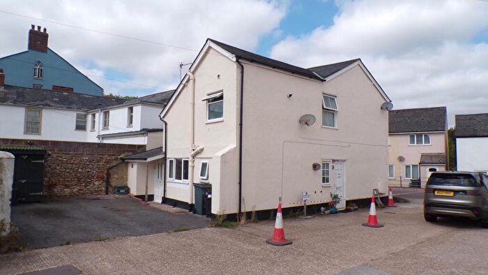 1 Bedroom Apartment To Rent In High Street, Honiton, EX14