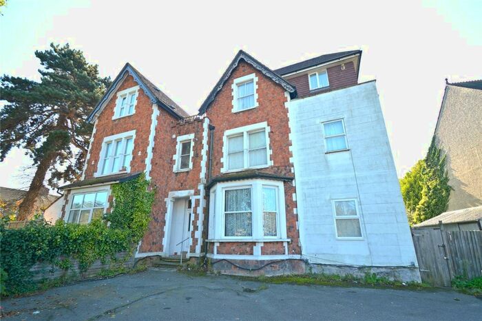 1 Bedroom Flat To Rent In Lower Addiscombe Road, Addiscombe, Croydon CR0