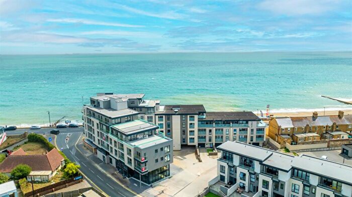2 Bedroom Apartment For Sale In Sandown, Isle Of Wight, PO36