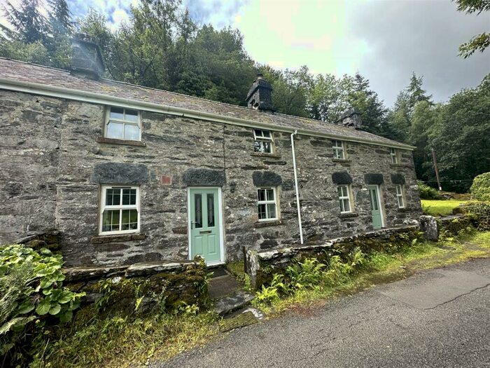 4 Bedroom Cottage For Sale In Green Tub Cottage, Nr Betws Y Coed, LL25
