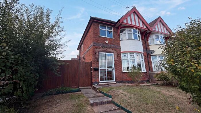 3 Bedroom Semi-Detached House To Rent In Wyngate Drive, Leicester, LE3
