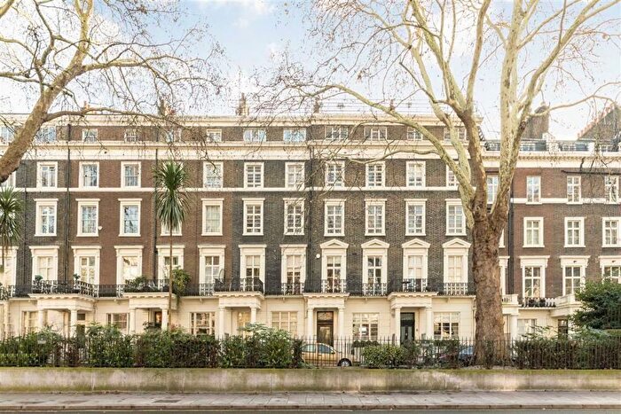 1 Bedroom Flat To Rent In Sussex Gardens, Hyde Park, W2