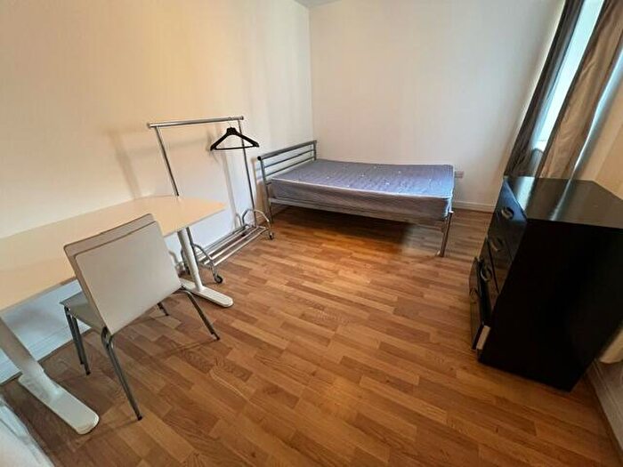 2 Bedroom Apartment To Rent In Bingley Court, Canterbury, CT1