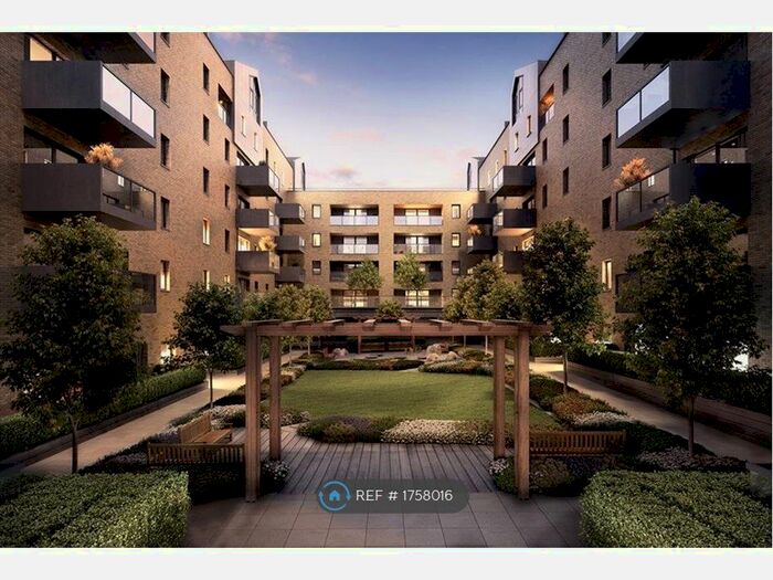 1 Bedroom Flat To Rent In Hoffmans Road, London, E17