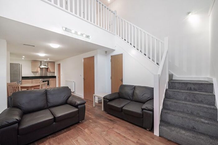 1 Bedroom Flat To Rent In Wrights Road, London, E3