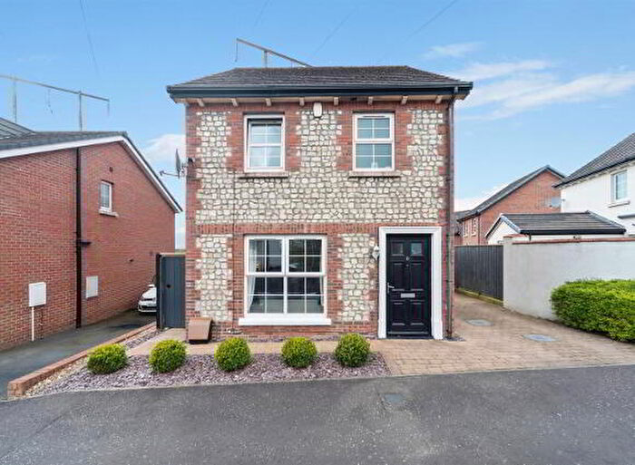 3 Bedroom Detached House For Sale In Lady Wallace Brae, Lisburn, BT28