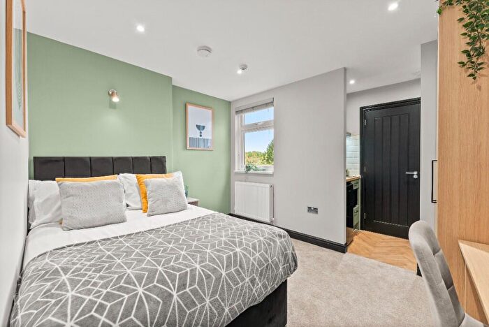 6 Bedroom House Of Multiple Occupation To Rent In Forester Street, Nottingham, Nottinghamshire, NG4