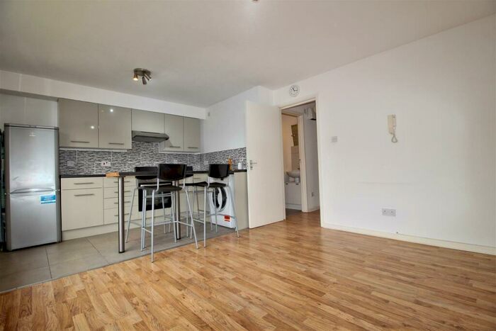 1 Bedroom Apartment To Rent In Haronton Court, Buckland Road, Leyton, E10