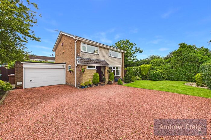 4 Bedroom Detached House For Sale In The Crest, Dinnington, NE13