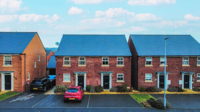 3 Bedroom Semi Detached House For Sale In Rossiter Road, Cheddon Fitzpaine, Taunton., TA2