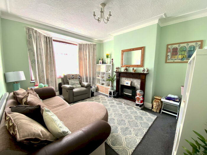 5 Bedroom Semi-Detached House To Rent In Coronation Road, Thornton-Cleveleys, FY5