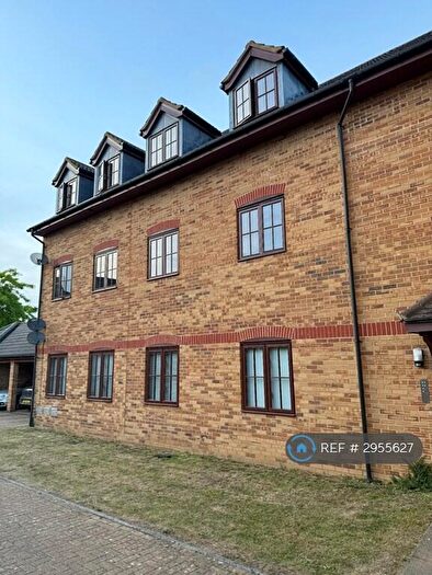2 Bedroom Flat To Rent In Monkston Park, Milton Keynes, MK10