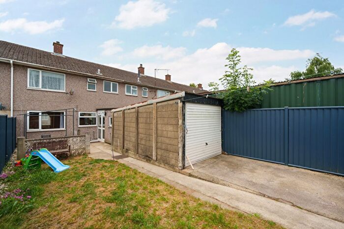 3 Bedroom Terraced House For Sale In Landseer Walk, Abingdon, Oxfordshire, OX14