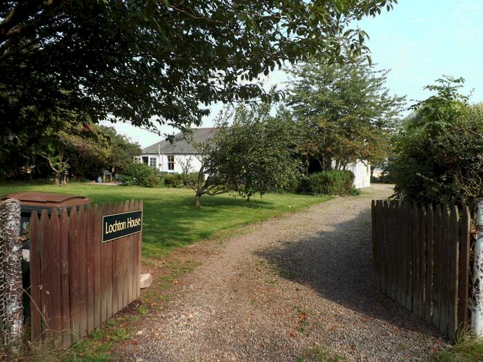 3 Bedroom Detached Bungalow For Sale In Stormontfield, Scone, Perth, PH2