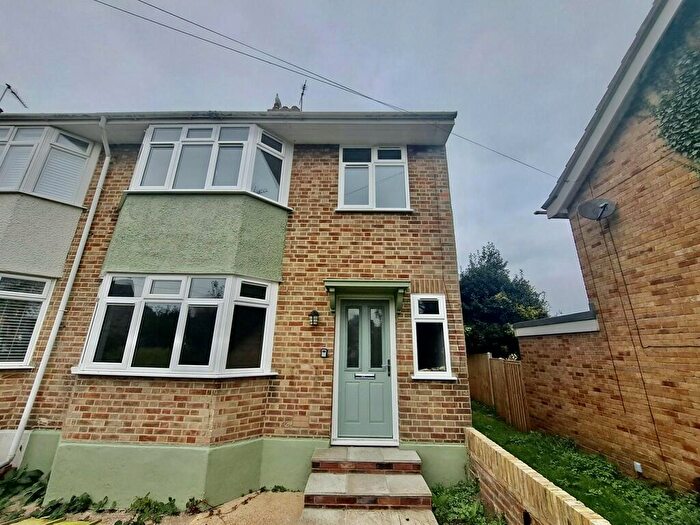 3 Bedroom Semi-Detached House To Rent In Saxon Road, NR33
