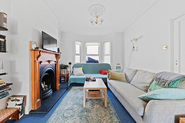 2 Bedroom Terraced House For Sale In Holmesdale Road, London, SE25