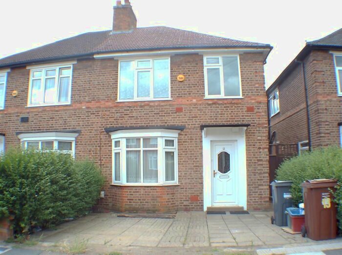 3 Bedroom Semi-Detached House To Rent In Addison Avenue, Hounslow, TW3