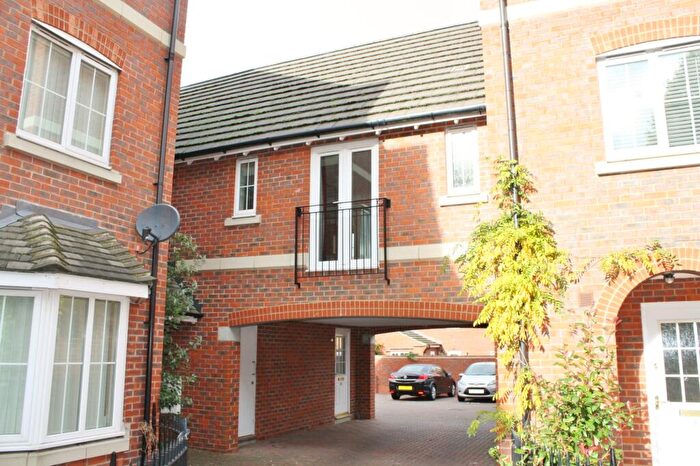 1 Bedroom Apartment To Rent In Hornbeam Way, Weston Turville, HP22