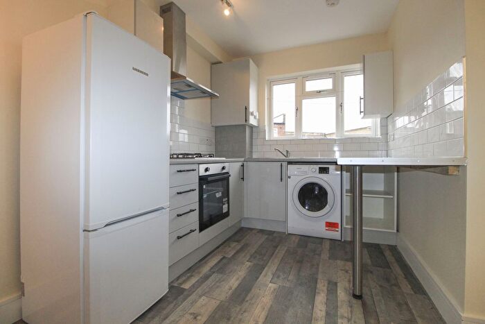 1 Bedroom Flat To Rent In Imperial Drive, Rayners Lane, Harrow, HA2
